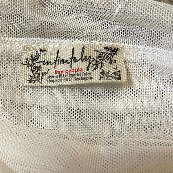 Free People Intimately Under it All Mesh Bandeau size Large Ivory NEW - Picture 4 of 4